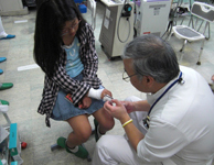 ドッチボールにより右第5指基節骨折Dr依頼により治癒まで固定管理